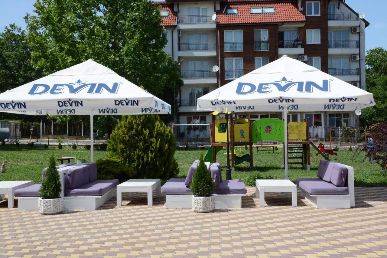 Hotel Neva Kiten  Exterior foto